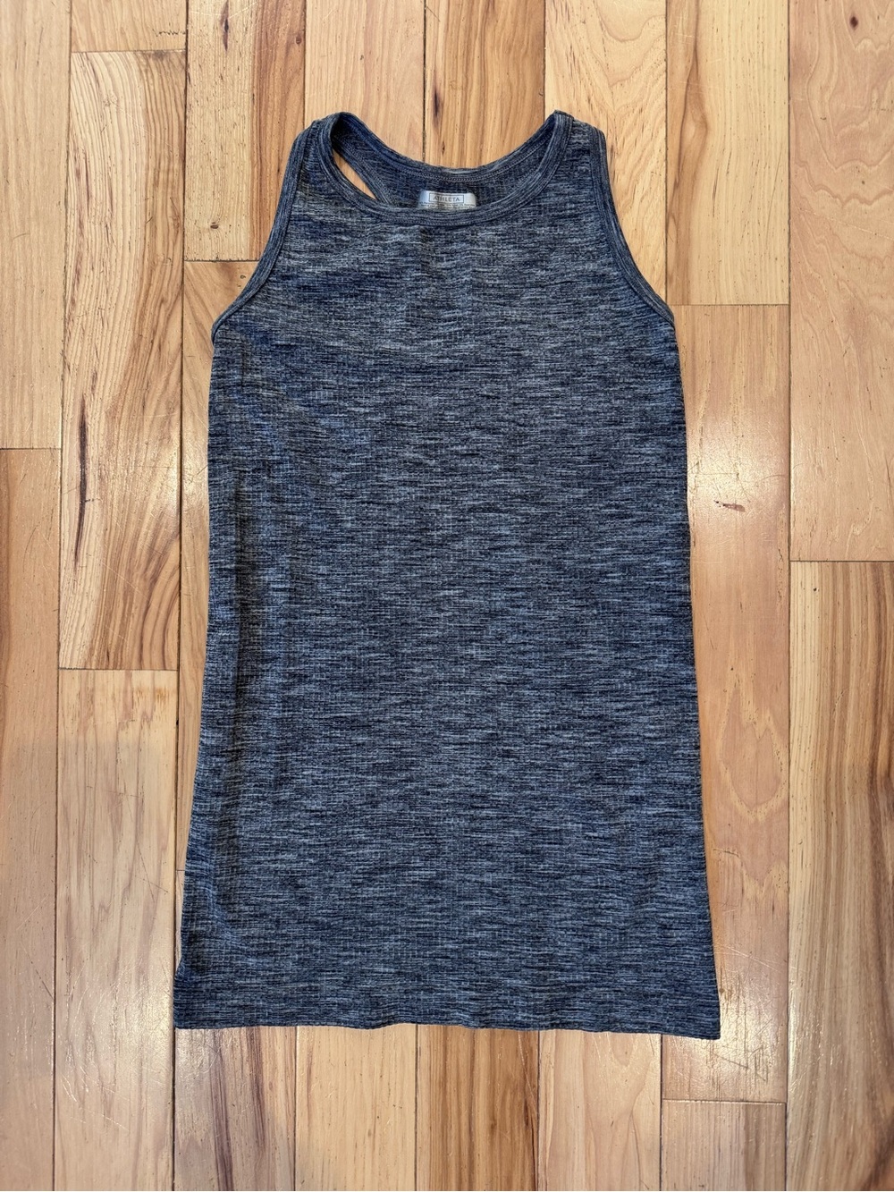 Athleta Gray Ribbed Athletic Tank Top